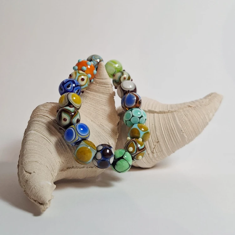 Ręcznie wykonana bransoletka ze szkła artystycznego (szkło sodowo-wapniowe) lampwork