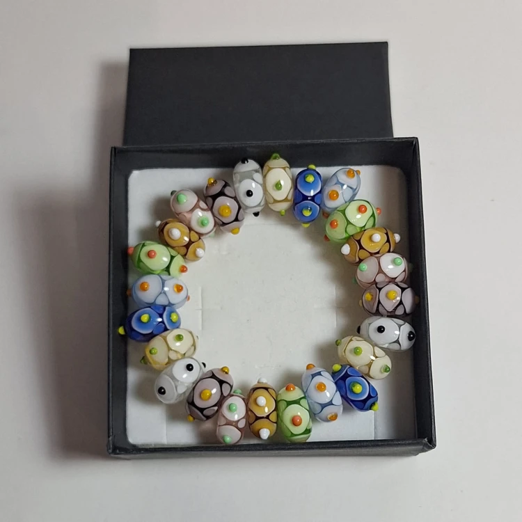 Ręcznie wykonana bransoletka ze szkła artystycznego (sodowo-wapniowe), lampwork Cichy Blask w pudełku