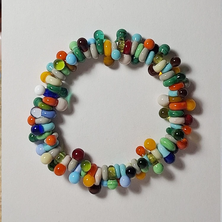 płasko leżąca  Ręcznie wykonana bransoletka ze szkła artystycznego lampwork. Tęczowe Marzenie w kolorach jesieni