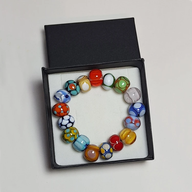Ręcznie wykonana bransoletka ze szkła artystycznego  lampwork. Taniec Kolorów intensywne barwy w pudełku