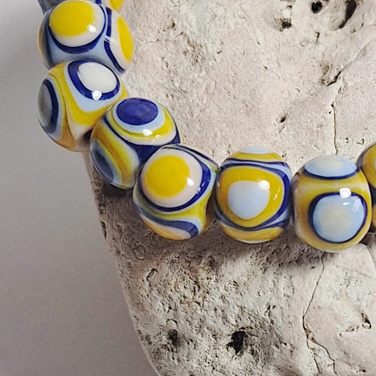 Słoneczne Oko  ręcznie wykonana bransoletka  ze szkła artystycznego  lampwork zbliżenie koralików