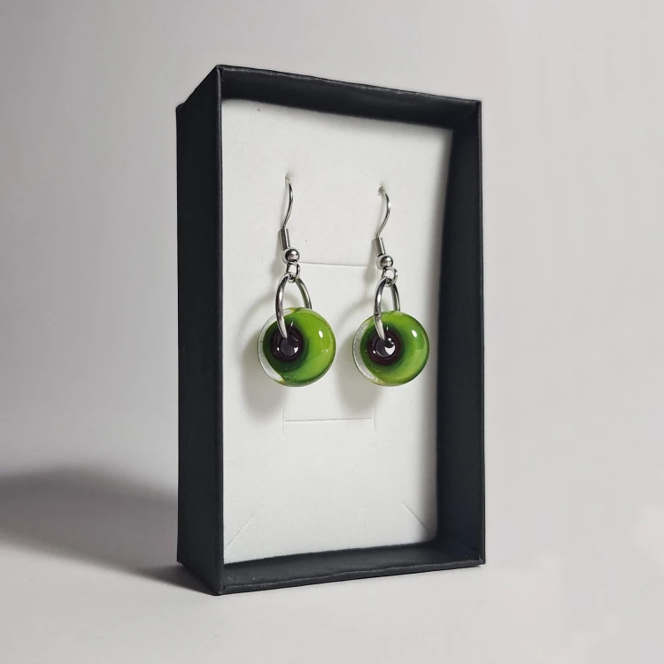 Kolorowe Kręgi ręcznie wykonane dwa kolczyki ze szkła artystycznego  lampwork  w pionie w pudełku Oliwkowy z brązowym