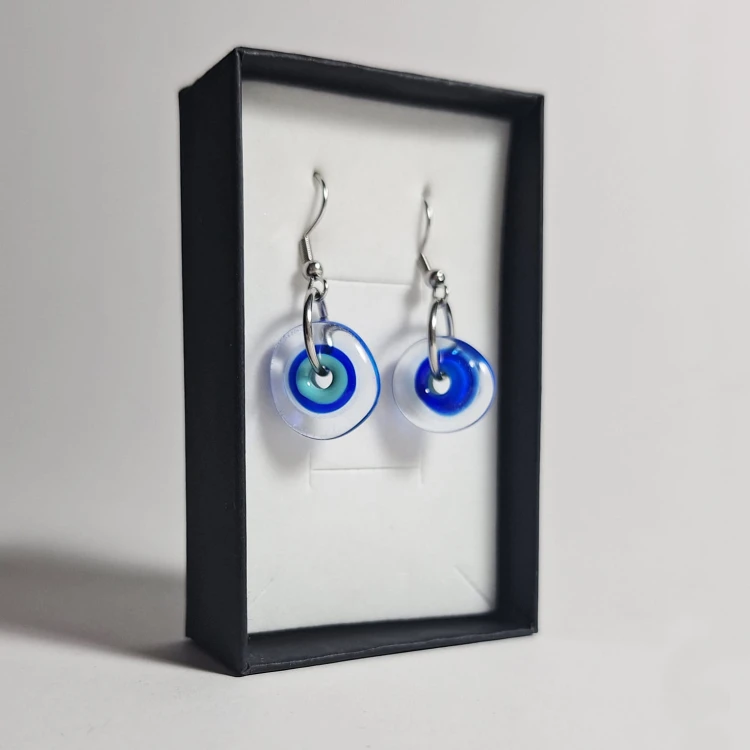Kolorowe Kręgi ręcznie wykonane dwa kolczyki ze szkła artystycznego  lampwork  w pionie w pudełku Granatowy z błękitnym