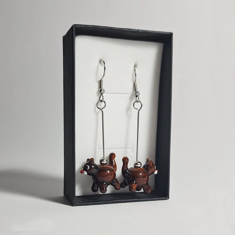 Brązowe Kotki  ręcznie wykonane dwa kolczyki ze szkła artystycznego  lampwork