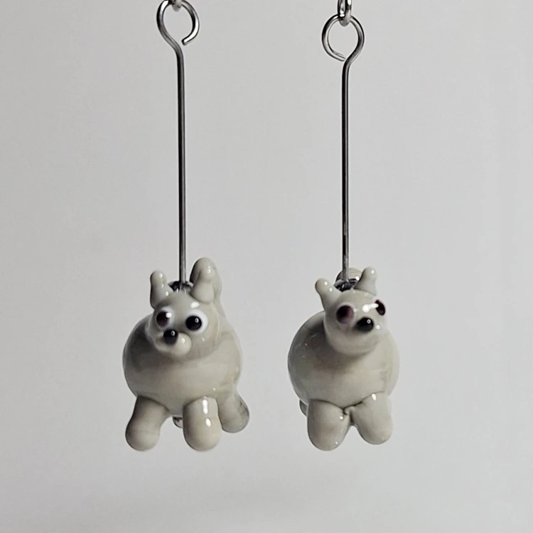 Szare Kotki ręcznie wykonane dwa kolczyki ze szkła artystycznego  lampwork