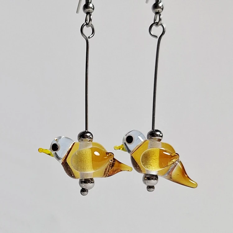 Transparentne ptaszki ręcznie wykonane dwa kolczyki ze szkła artystycznego  lampwork wiszące przezroczyste